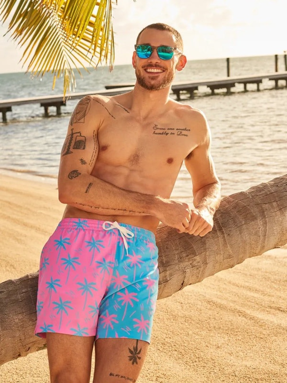 Chubbies $69 Classic Swim Trunks Prince of Prints Medium 5.5” inseam EUC